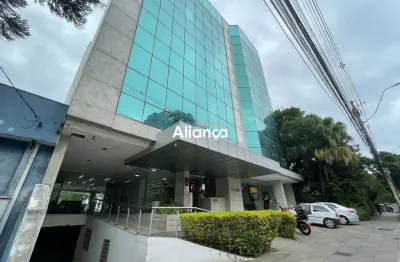 Sala comercial para alugar na avenida carlos gomes, 1859, três figueiras, porto alegre por r$ 1.800