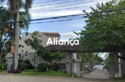 Casa em condomínio fechado com 4 quartos para alugar na avenida coronel marcos, 403, pedra redonda, porto alegre por r$ 5.900