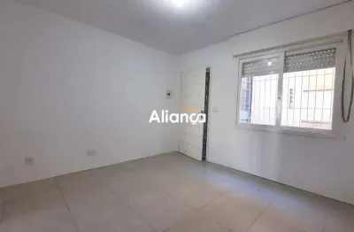 Apartamento com 1 quarto para alugar na rua max juniman, 70, humaitá, porto alegre por r$ 1.500
