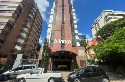 Apartamento com 1 quarto para alugar na Rua Jardim Cristofel, 155, Independência, Porto Alegre por R$ 3.100