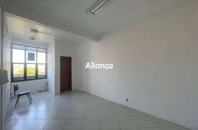 Sala comercial para alugar na Avenida Fernando Ferrari, 354, Vila Regina, Cachoeirinha por R$ 950