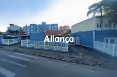 Apartamento com 2 quartos para alugar na Rua Rio Branco, 850, Vila Ponta Porã, Cachoeirinha por R$ 1.200
