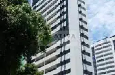 Excelente aparttamento com 134m² de área útil, 4 quartos sendo 2 suítes, bem próximo a Praça de Casa Forte.