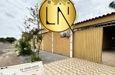 Casa com 3 quartos à venda na Avenida B, 1, Estância Itaguaí, Caldas Novas