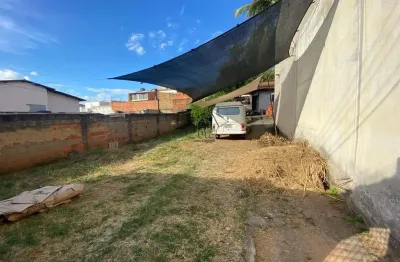 Lote de 360m² + ponto comercial - Jardim Pérola - Governador Valadares/MG