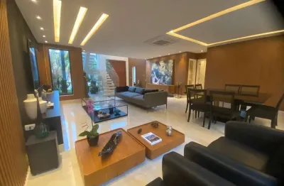 Casa em condomínio fechado com 4 quartos à venda na Estrada Vereador Alceu de Carvalho, 555, Vargem Grande, Rio de Janeiro