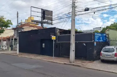 Terreno à venda na Rua Mariante, Rio Branco, Porto Alegre