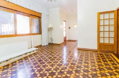 Casa com 3 quartos à venda na Rua Miguel Couto, Menino Deus, Porto Alegre