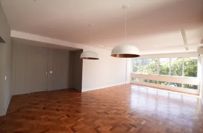 Lindo e reformadíssimo apartamento de 04 quartos na gávea pronto para morar