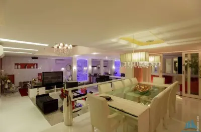 Casa em condomínio fechado com 4 quartos à venda na Estrada União e Indústria, 12600, Pedro do Rio, Petrópolis