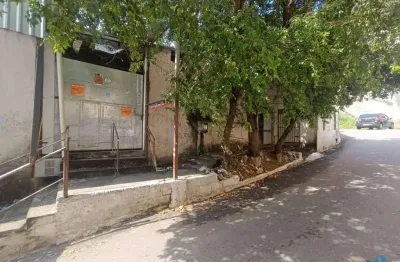 Casa para alugar na Rua Noronha Torrezão, 398, Santa Rosa, Niterói