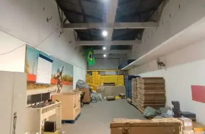 Sala comercial à venda na Rua General Castrioto, 256, Barreto, Niterói