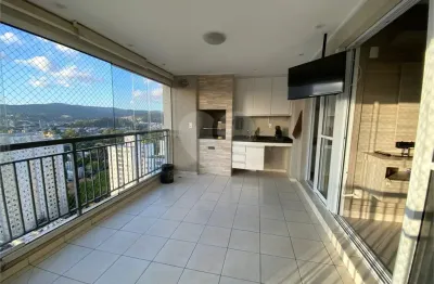 Lindo apartamento pronto para morar  2 dormitórios 1 suíte varanda com churrasqueira  a carvão