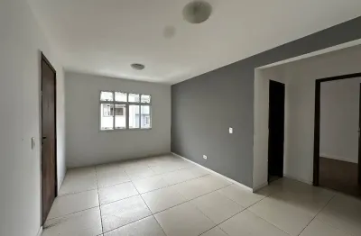 Apartamento bacacheri- rua méxico bem espaçoso e iluminado