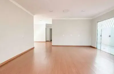 Casa residencial à venda em jardim do éden, franca (250 m² internas, 312 m² de terreno) – financia e aceita permuta
