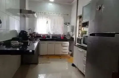 Casa com 3 quartos à venda na Rua Aparecida Donizete Cassanta, 5931, Villa Real, Franca