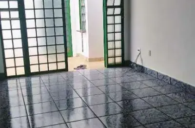 Casa à venda em Jardim Samello Woods, Franca - 3 quartos, 2 suítes, 3 vagas - aceita permuta