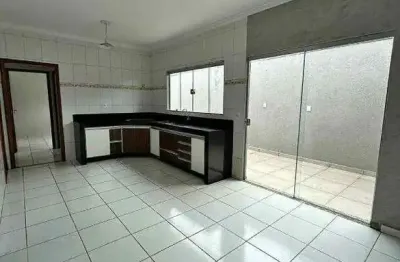 Casa com 3 quartos à venda, 175m² - Parque Residencial Nova Franca