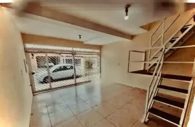 Casa com 3 dormitórios e área gourmet à venda na Rua África – Salto/SP
