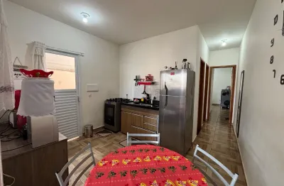 Oportunidade no Jardim Nair Maria – Casa Pronta para Morar | 2 Quartos