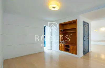 Apartamento com 216 m², 3 quartos sendo 3 suítes para alugar no bairro Alto da Boa Vista.
