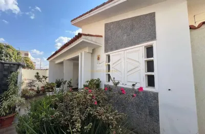 Casa com 3 quartos à venda no Caiçaras, Patos de Minas 