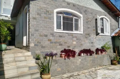 Casa térrea, 4 dormitorios 2 suites, 3 vagas no morumbi abaixou o valor!