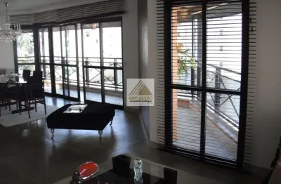 Cobertura duplex imperdível, face norte, 370 m² área útil, 3 suites, 3 salas, 4 vagas.
