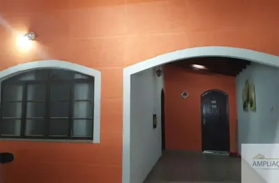 Casa terrea,180mts ccom 2 dormitorios com armarios garagem 3 carros no jd america