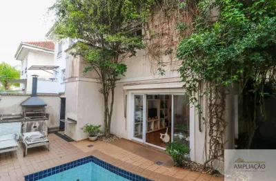 Casa em condominio fechado, 460mts, com 3 suítes 3 vagas no morumbi