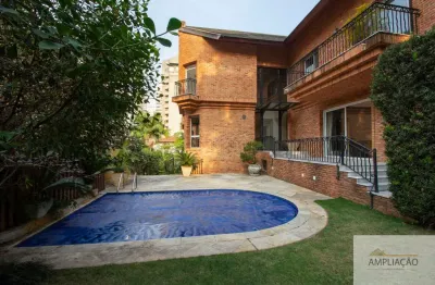 Casa em condomínio, 872mts,4 suítes,10 vagas na vila morumbi