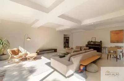 Sobrado residencial, 480 mts, 3 suítes, 4 vagas no jardim guedala