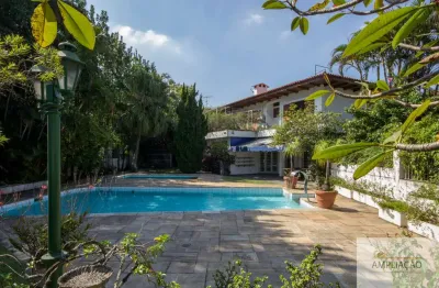 Sobrado Residencial, 678 mts, 5 dormitórios, 4 vagas, no Morumbi