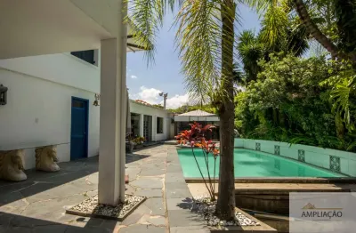 Sobrado Residencial, 850 mts, 5 dormitórios, 6 vagas, no Morumbi