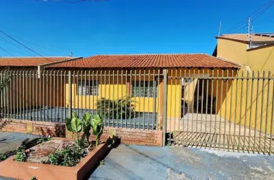 Casa com 5 quartos à venda na rua leonel de oliveira reis, coliseu, londrina por r$ 480.000