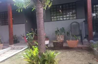 Casa com 3 quartos à venda na rua malvino de carvalho grade, jardim planalto, londrina por r$ 550.000