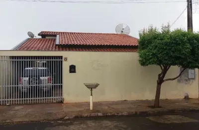 Casa com 3 quartos à venda na rua raul mouro, residencial professora marieta, londrina por r$ 300.000