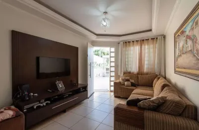 Casa com 3 quartos à venda na rua regina f scotton, jardim burle marx, londrina por r$ 795.000