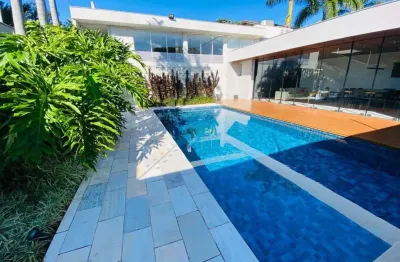 Casa com 3 quartos à venda na rua neila ribeiro, parque residencial alcântara, londrina por r$ 2.200.000