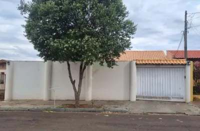 Casa com 3 quartos à venda na rua santo menegazzo, santa rita 2, londrina por r$ 450.000