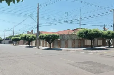 Casa com 3 quartos à venda na rua suíça, jardim adriana ii, londrina por r$ 1.500.000