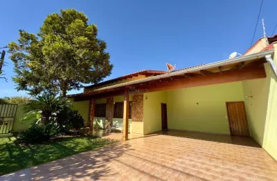 Casa com 3 quartos à venda na rua maria inácia de almeida campos, san fernando, londrina por r$ 830.000