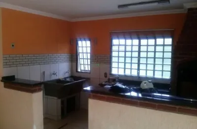 Casa com 4 quartos à venda na rua uberlândia, jardim alvorada, londrina por r$ 480.000