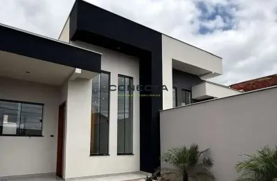 Casa com 3 quartos à venda na Rua Uganda, Ouro Verde, Londrina por R$ 374.000