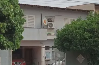 Casa com 3 quartos à venda na rua ipê, vila nova, londrina por r$ 980.000