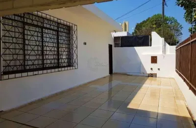 Casa com 3 quartos à venda na rua rolândia, aurora, londrina por r$ 800.000