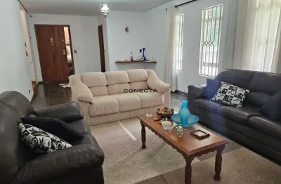 Casa com 4 quartos à venda na Rua Prudente de Morais, Champagnat, Londrina por R$ 1.200.000