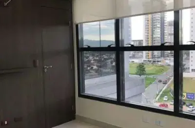 Sala comercial para alugar na Avenida Itália, 928, Jardim das Nações, Taubaté