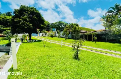 Chácara à venda em (cidade) - 4 quartos, 1 suíte, 2 salas, 3 banheiros, 5 vagas de garagem, 400,00 m² de área.