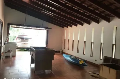 Imperdível oportunidade: casa à venda em ubatuba-sp, praia do perequê mirim, 3 quartos, 1 suíte, 2 salas, 3 banheiros, 2 vagas de garagem, 241m².